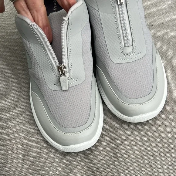 Brand new easy spirit sneakers - Picture 3 of 6